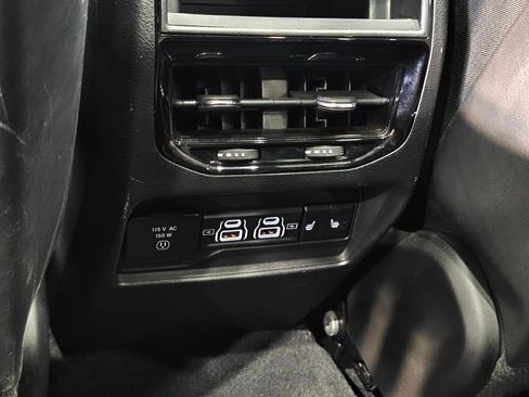 Used 2024 Jeep Grand Cherokee Limited 4xe AWD/4WD image 31