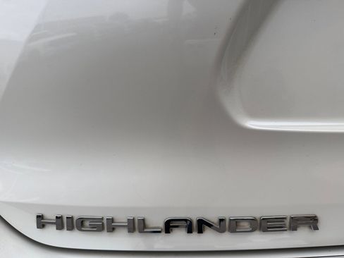 Used 2020 Toyota Highlander Platinum image 23