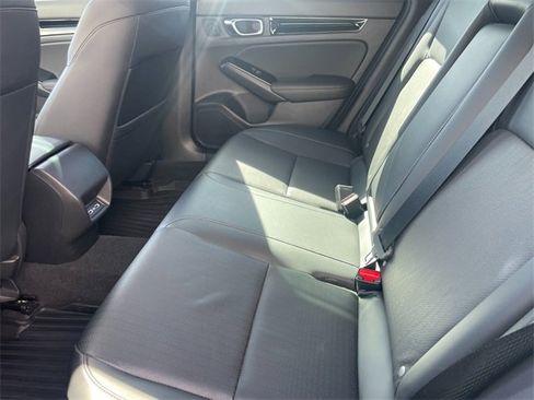 Used 2022 Honda Civic Sport Touring image 5