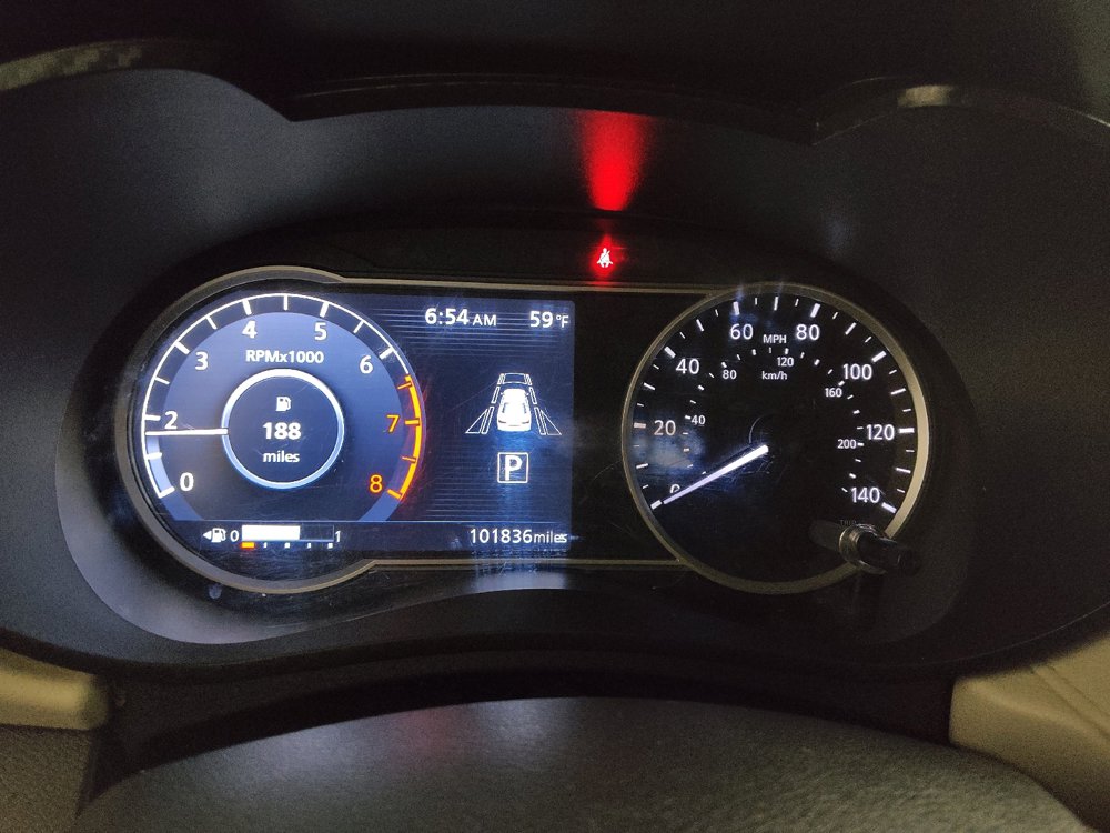 Used 2021 Nissan Versa SV FWD image 23