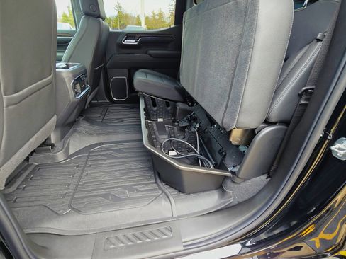 New 2026 GMC Sierra 1500 SLT w/ SLT Premium Plus Package image 16