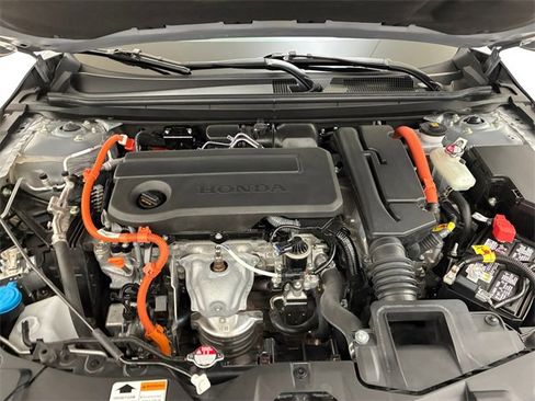Used 2024 Honda Accord Sport image 11