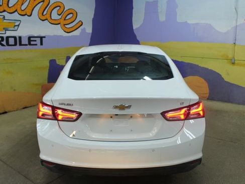 Used 2020 Chevrolet Malibu LT w/ Fleet LT Safety Plus Package FWD image 7