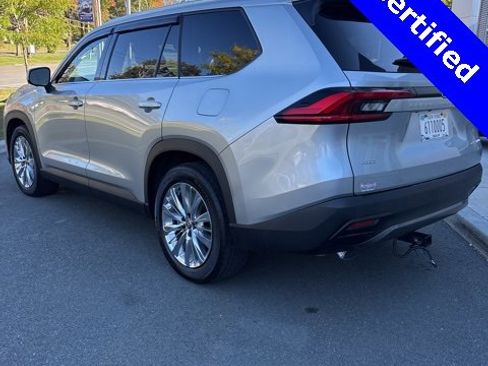 Used 2024 Toyota Grand Highlander Platinum image 5