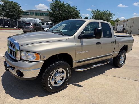 Used 2004 Dodge Ram 2500 Truck SLT w/ Trailer Tow Group AWD/4WD image 21