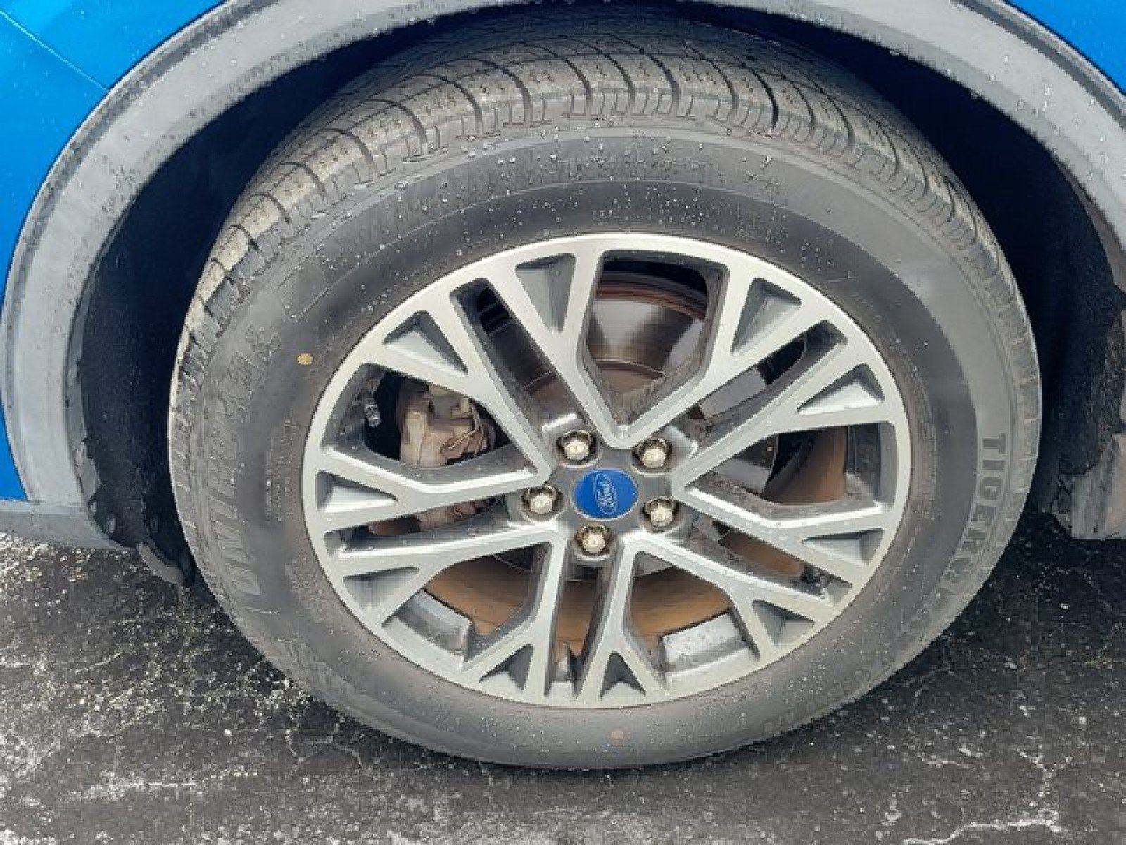 Used 2020 Ford Escape SEL FWD image 4