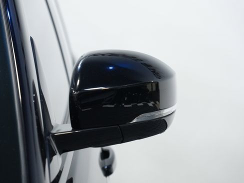 Used 2019 Land Rover Range Rover Supercharged image 11