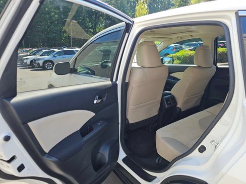 Used 2015 Honda CR-V EX image 18