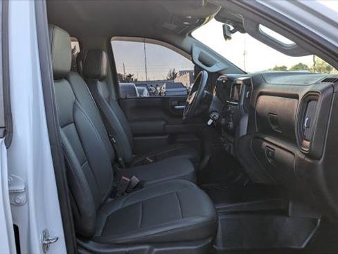 Used 2022 Chevrolet Silverado 2500 W/T w/ Gooseneck/5TH Wheel Package image 21