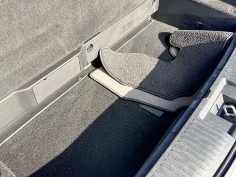 Used 2024 Acura MDX SH-AWD w/ Technology Package image 16