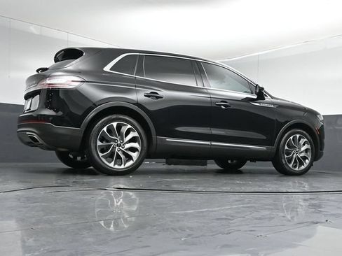 Certified 2023 Lincoln Nautilus Reserve FWD image 43