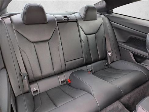 Used 2024 BMW 430i Coupe w/ M Sport Package image 21