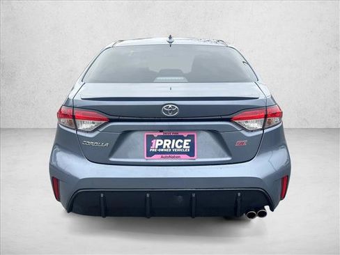 Used 2025 Toyota Corolla SE image 6
