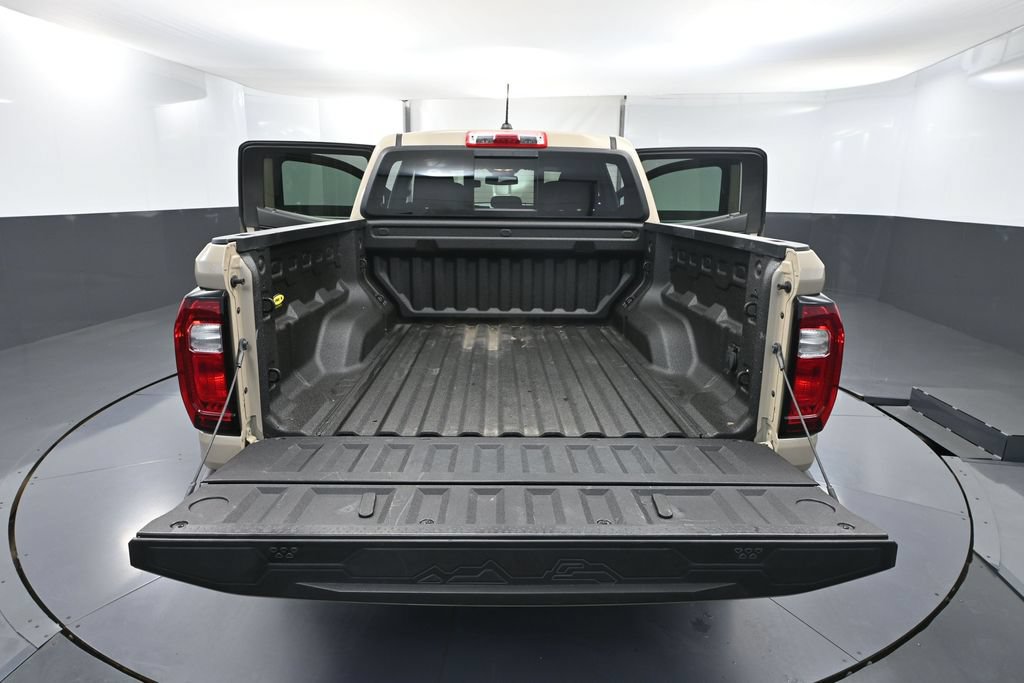 Used 2023 GMC Canyon Elevation w/ Elevation Premium Package AWD/4WD image 32