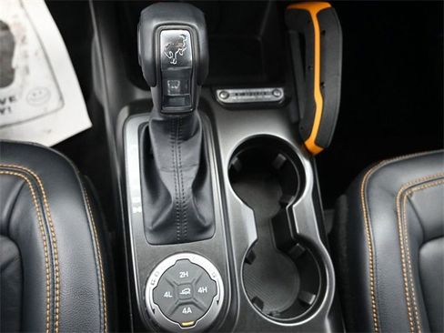 Certified 2021 Ford Bronco Badlands image 19