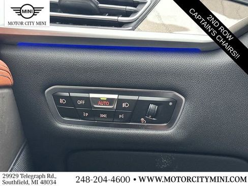 Used 2022 BMW X7 xDrive40i w/ Executive Package image 31