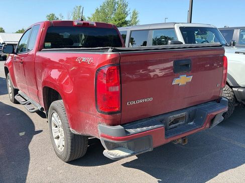 Used 2015 Chevrolet Colorado LT AWD/4WD image 9
