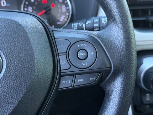 Used 2019 Toyota RAV4 XLE w/ Convenience Package image 36