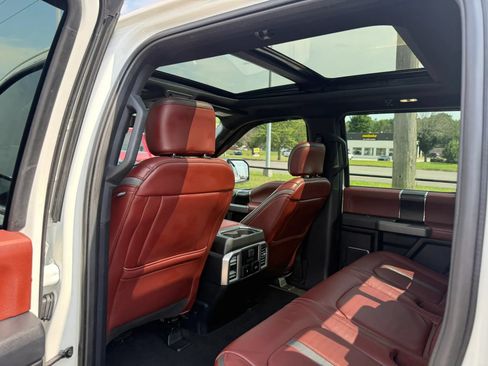 Used 2020 Ford F150 Platinum w/ Technology Package AWD/4WD image 12