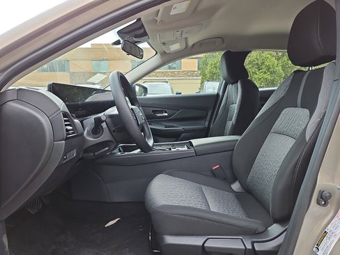 New 2026 Nissan Sentra SV FWD image 11