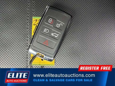 Used 2026 Land Rover Range Rover Velar Dynamic SE image 22