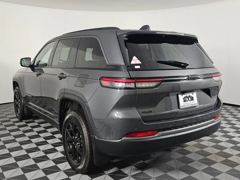New 2026 Jeep Grand Cherokee Altitude AWD/4WD image 6