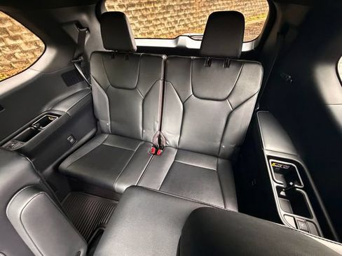Certified 2026 Lexus TX 350 AWD w/ Technology Package image 37