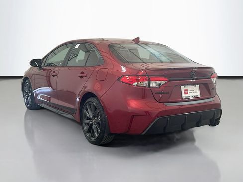 Used 2025 Toyota Corolla SE FWD image 6