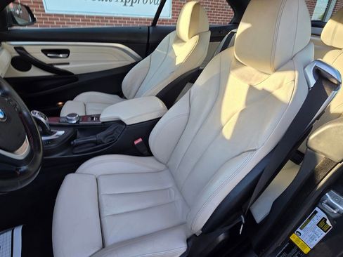 Used 2018 BMW 430i Convertible image 15