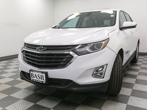 Used 2019 Chevrolet Equinox LS FWD image 4
