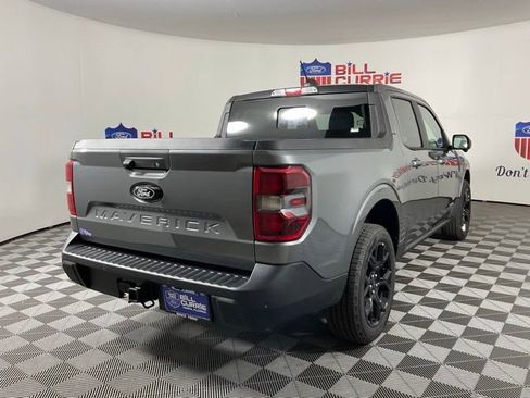New 2025 Ford Maverick Lariat w/ Black Appearance Package image 3