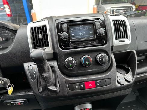 Used 2017 RAM ProMaster 2500 w/ Premium Appearance Group image 29