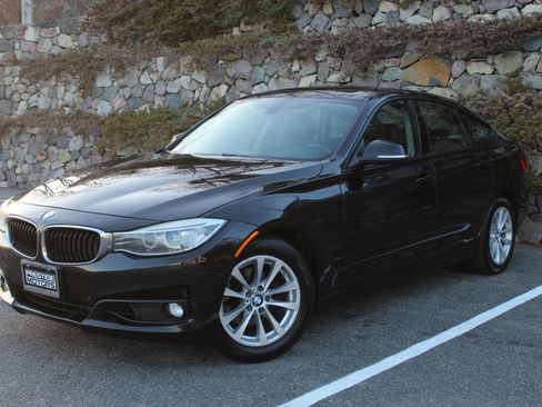 Used 2015 BMW 328i Gran Turismo xDrive 328i Gran Turismo xDrive Sedan image 2