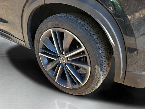 Used 2023 INFINITI QX55 Essential image 35