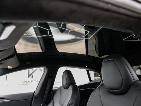 Used 2021 Tesla Model S Plaid image 23