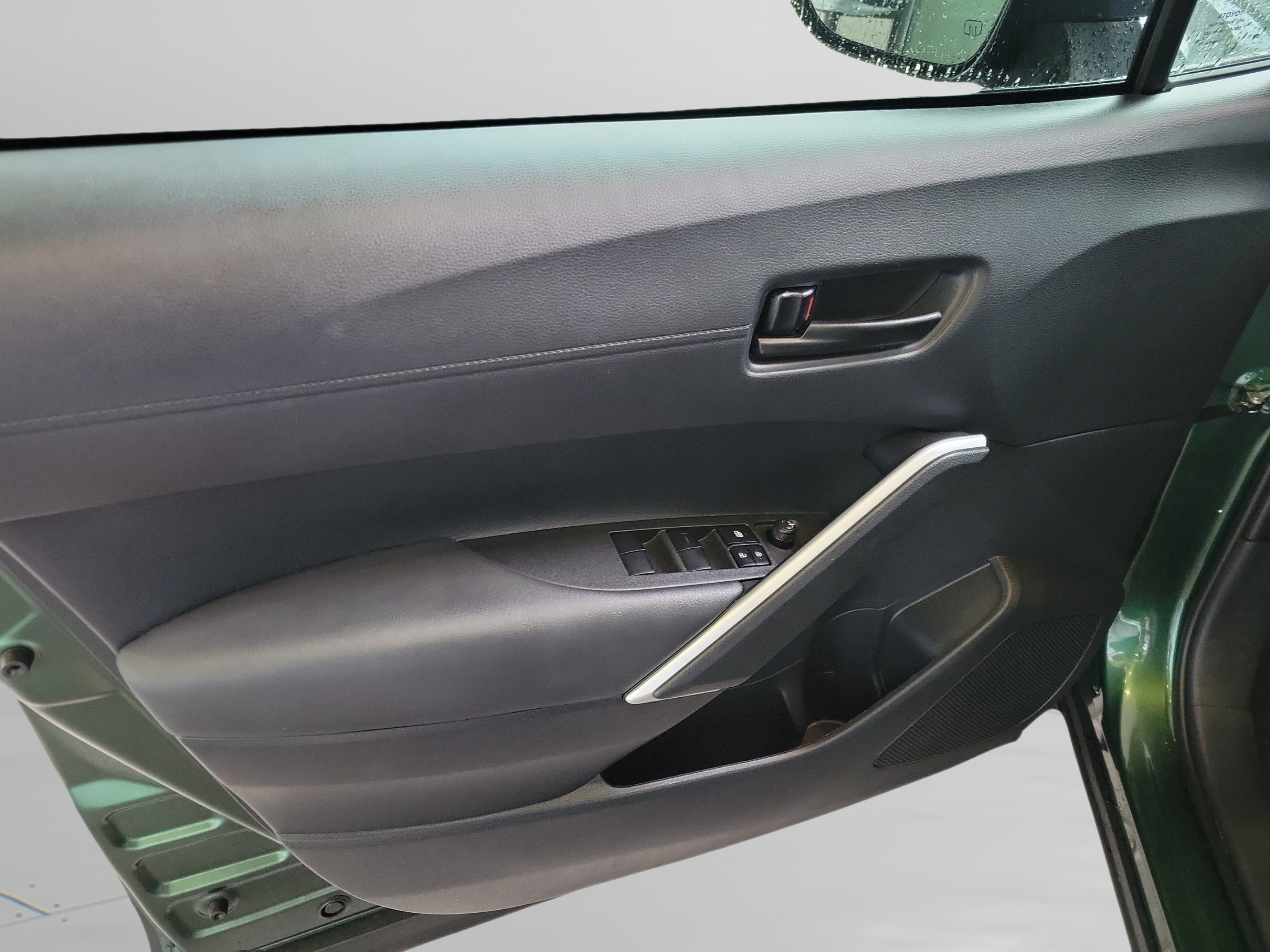 Certified 2026 Toyota Corolla Cross LE w/ Moonroof Package FWD image 40