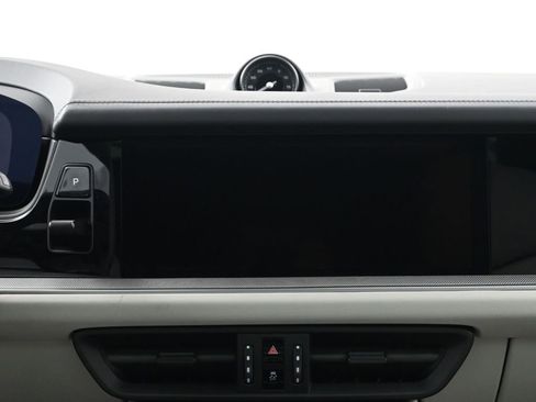 New 2026 Porsche Cayenne S image 11