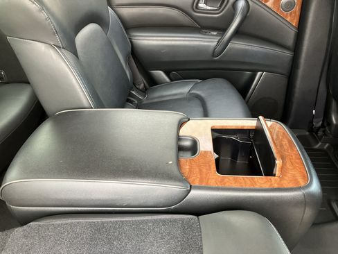 Used 2019 INFINITI QX80 Luxe RWD image 27