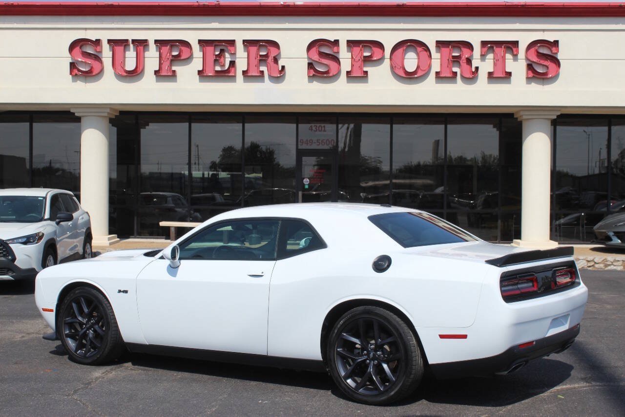 Used 2023 Dodge Challenger R/T w/ Blacktop Package RWD image 5