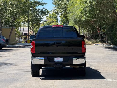 Used 2021 Toyota Tundra SR5 w/ TRD Off-Road Package AWD/4WD image 4