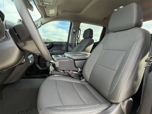 Certified 2024 Chevrolet Silverado 1500 Custom image 24