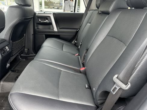 Used 2024 Toyota 4Runner Limited AWD/4WD image 12