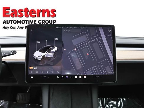 Used 2023 Tesla Model 3 Standard Range image 12