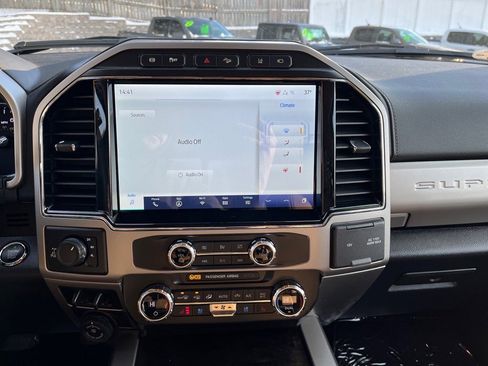 Used 2022 Ford F250 Lariat w/ Lariat Ultimate Package image 20