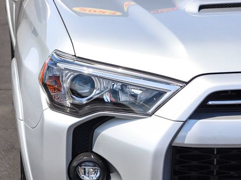 Certified 2023 Toyota 4Runner TRD Off-Road Premium AWD/4WD image 12