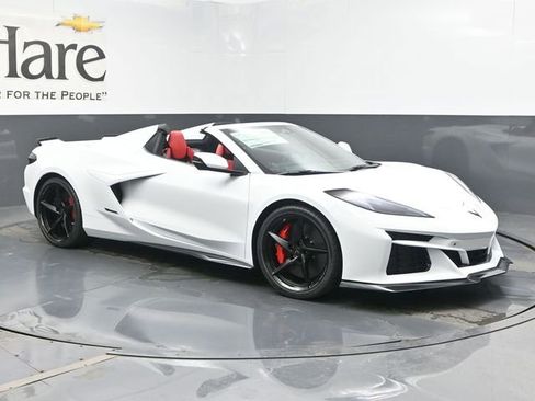 New 2026 Chevrolet Corvette E-Ray w/ Stealth Interior Trim Package image 6