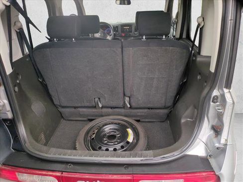 Used 2009 Nissan Cube 1.8 S w/ Interior Designer Pkg FWD image 6