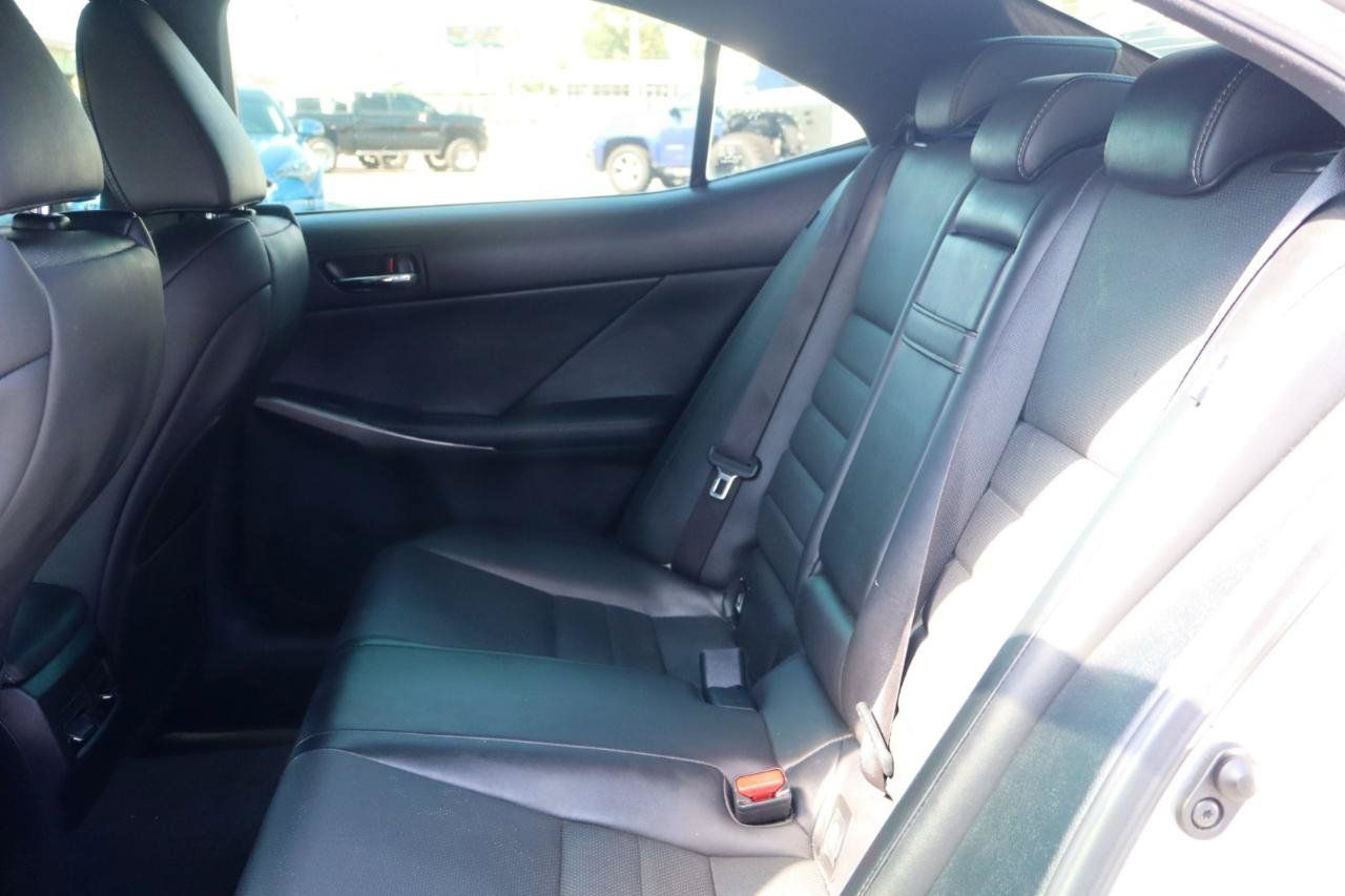 Used 2016 Lexus IS 200t w/ F Sport Package RWD image 18