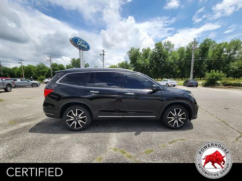 Used 2021 Honda Pilot Touring image 6