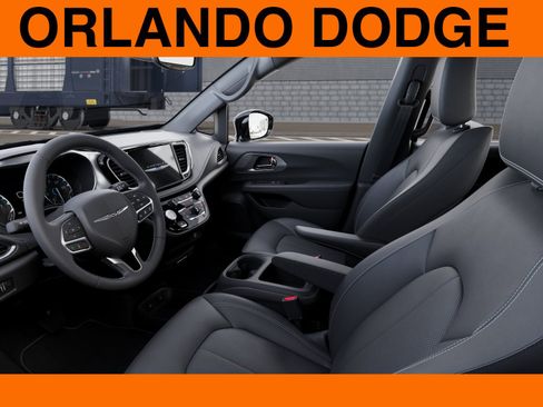 New 2026 Chrysler Pacifica Select image 22